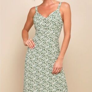 Lulu's Green Floral Midi Dress